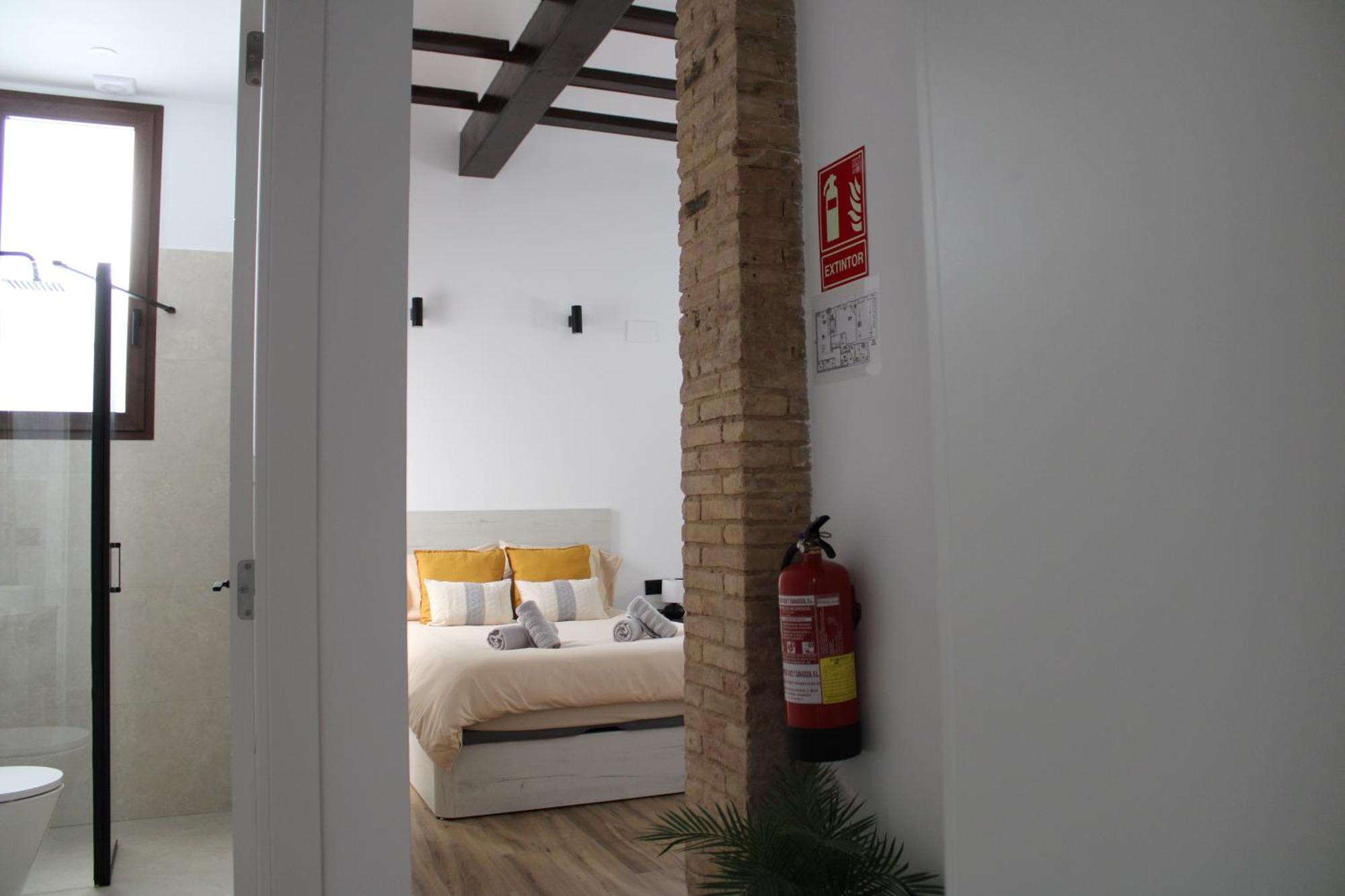 Las Arenas Suites 3 Playa Valencia Exteriör bild